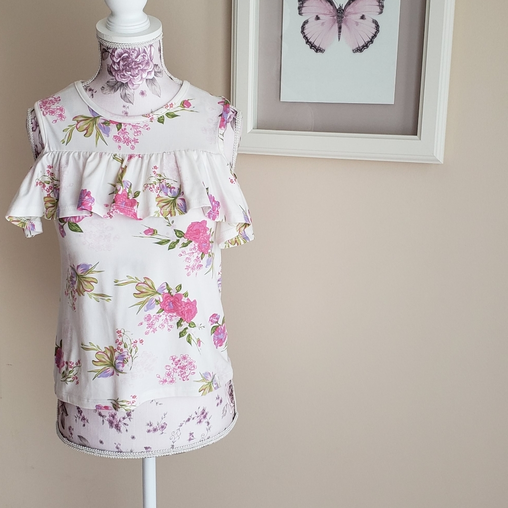 Girl's Sleeveless Top with Ruffle